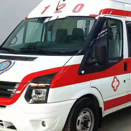 武宣非急救护送病人转院租赁救护车的优缺点对比